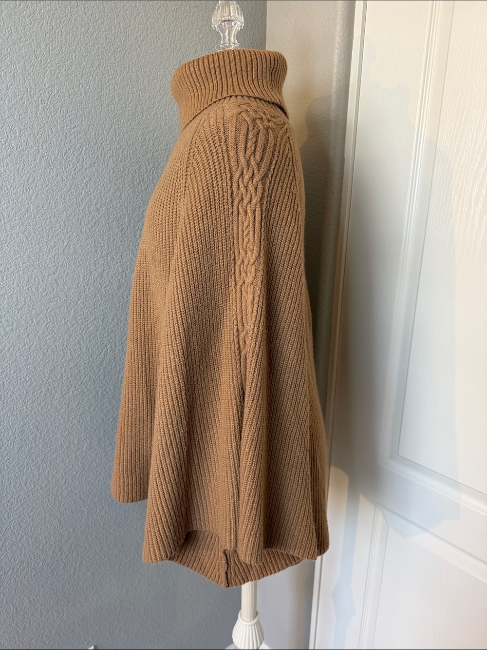 Anthropologie Kali Poncho Sweater Honey Ribbed Turtleneck Poncho Size XS/S - Picture 4 of 10